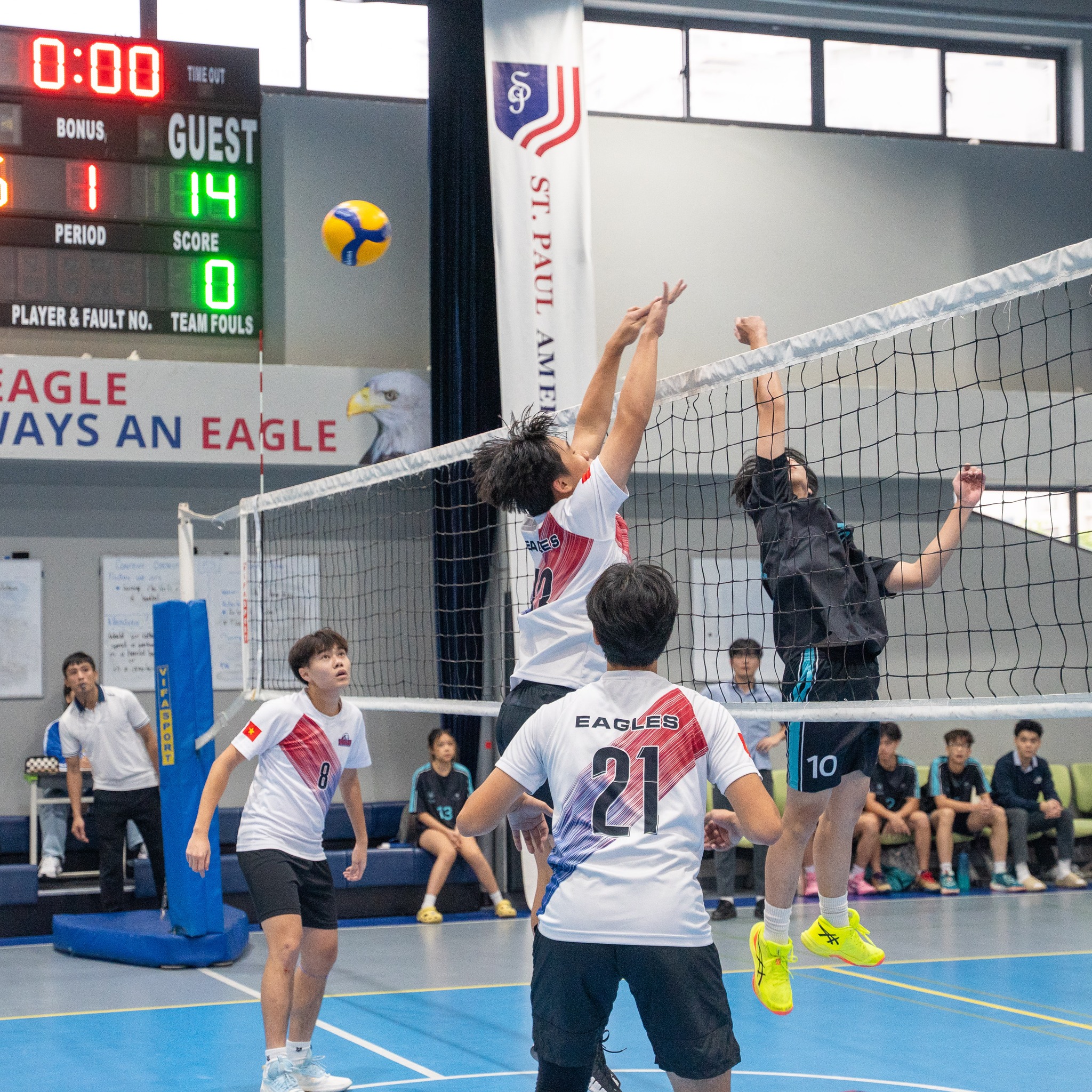 senior-night-volleyball-swim2025